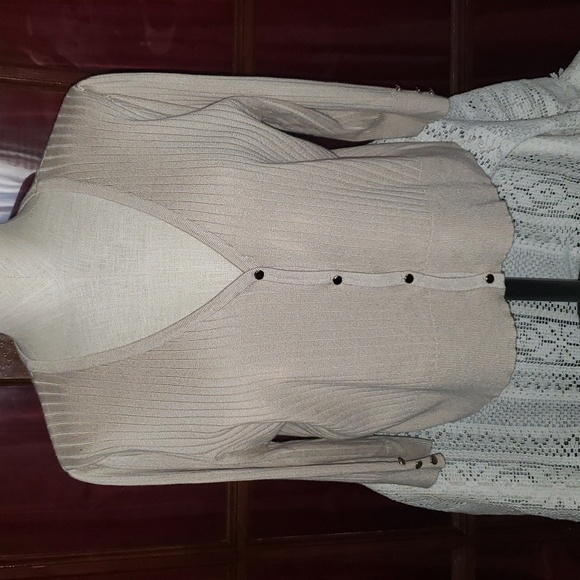 Tint & Shadow cropped cardigan - Picture 1 of 7